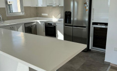 3 bedroom penthouse to rent in Agia Fyla