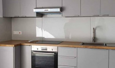 2 bedroom unfurnished apartment to rent in Mesa Geitonia