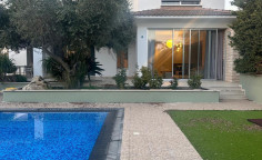 5 bedroom house with swimming pool to rent in Ypsonas