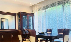 4 bedroom furnished house with swimming pool to rent in Amathus area