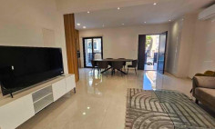 Luxury 3 bedroom apartment to rent in Germasogeia Tourist Area