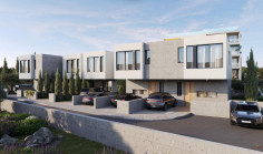 2 bedroom furnished maisonette with swimming pool for sale in Tombs of the Kings