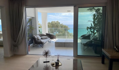 4 bedroom apartment for sale in Amathus area