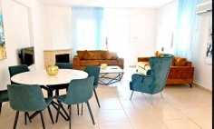 Beautiful 3 bedroom furnished house with swimming pool for sale in Coral Bay