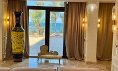 Beautiful 4 bedroom furnished apartment for sale in Germasogeia Tourist Area