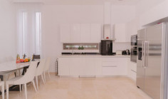 Luxury 4 bedroom furnished house with swimming pool for sale in Agios Georgios