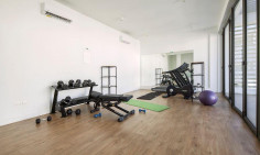 2 bedroom furnished apartment with swimming pool to rent in Mesa Geitonia
