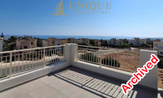 Fully furnished villa with pool in historic Kouklia 