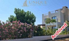 Fully furnished villa with pool in historic Kouklia 