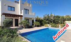 Fully furnished villa with pool in historic Kouklia 