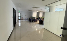 Spacious office for rent in central Mesa Geitonia 