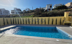 Spacious Panthea home with pool on large plot 
