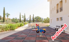 Modern furnished apartment in peaceful Chloraka community 