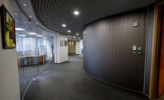 Spacious commercial for rent in Engomi