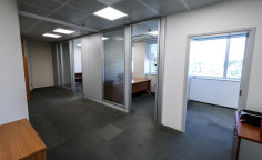 Spacious commercial for rent in Engomi