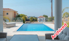 Spacious 3 bedroom furnished house with swimming pool to rent in Mouttagiaka