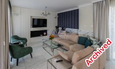 Spacious 3 bedroom furnished house with swimming pool to rent in Mouttagiaka