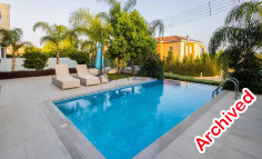 Spacious 3 bedroom furnished house with swimming pool to rent in Mouttagiaka