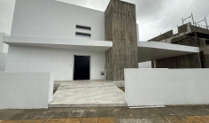 Large 4 beds house for sale in Latsia