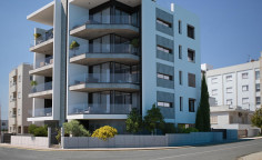 Large 2 bedroom apartment 92 m2 for sale in Strovolos