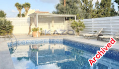 Three bedroom bungalow with pool in sunny Pegeia 