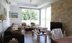 Spacious 4 bedroom house for sale in Protaras