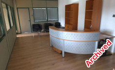 Beautiful commercial to rent in Agioi Omologites
