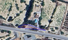 For sale spacious 464m2 field in picturesque Paramytha , Limassol