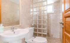 Spacious 4 bedroom house for sale in Agia Thekla Spacious 4 bedroom house for sale in Agia Thekla