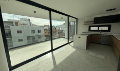 Large 3 bed apartment for sale in Aglantzia