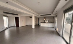 Spacious 4 bedroom apartment to rent in Strovolos