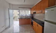 Spacious two bedroom apartment in central Mesa Geitonia 