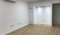 Beautiful commercial for rent in Strovolos