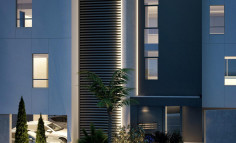 Spacious commercial to buy in Acropolis