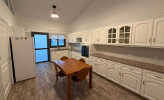 4 bedroom apartment to rent in Makedonitissa