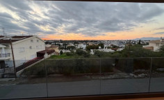 4 bedroom apartment to rent in Makedonitissa