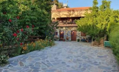 For sale detached house in beautiful mountain Platres 