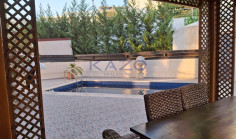 Spacious 4 bedroom home with pool in Agios Athanasios 