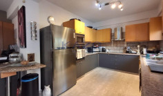 Spacious 4 bedroom home with pool in Agios Athanasios 