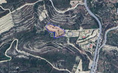 Large 4014m2 field for sale in Vouni (right of way) , Limassol