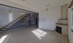 Three bedroom upper level house for sale in Agios Ioannis 