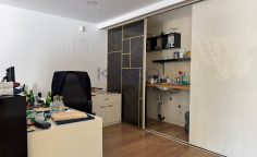 Unfurnished ground floor office in Petrou And Pavlou 