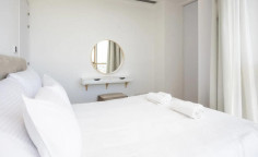 Luxury 3 bedrooms apartment to rent in Acropolis