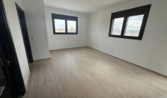 3 bedrooms house 155 m2 for sale in Geri