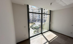 Exquisite seafront apartment in Limassol Marina 