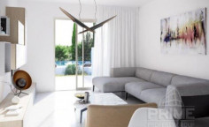 Large 2 bedroom maisonette for sale in Koloni