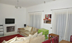 3 bed villa with swimming pool for sale in Latsi