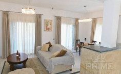 Large 3 bedroom villa with swimming pool for sale in Latsi