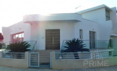 Luxury 3 bedrooms villa for sale in Kissonerga