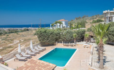 Luxury 3 bedroom villa with swimming pool for sale in Paralimni
